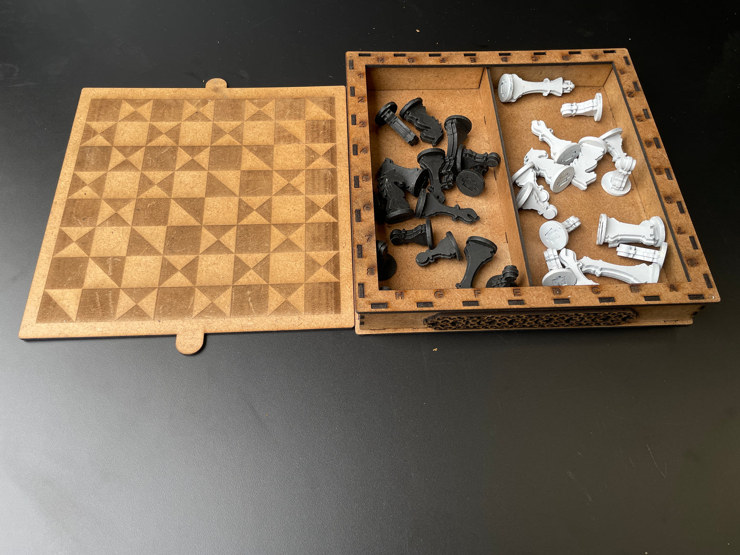 Wooden Chess Set – Traditional Laser-Cut Design