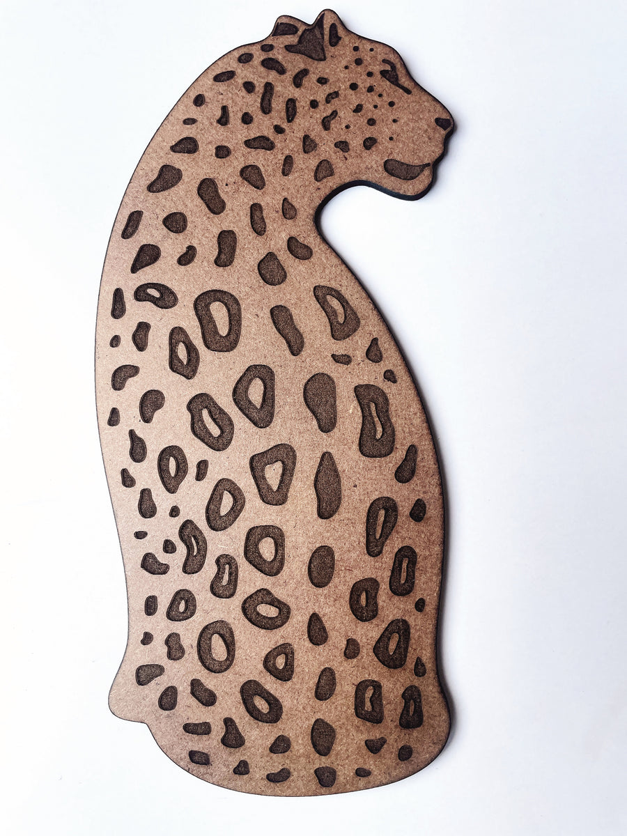 Artistic Wooden Leopard Wall Piece – Laser Engraved Animal Decor